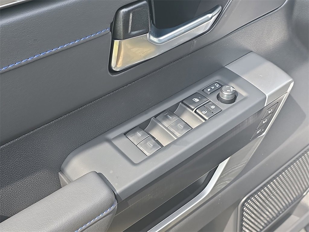 New 2025 Toyota Sequoia Platinum image 19