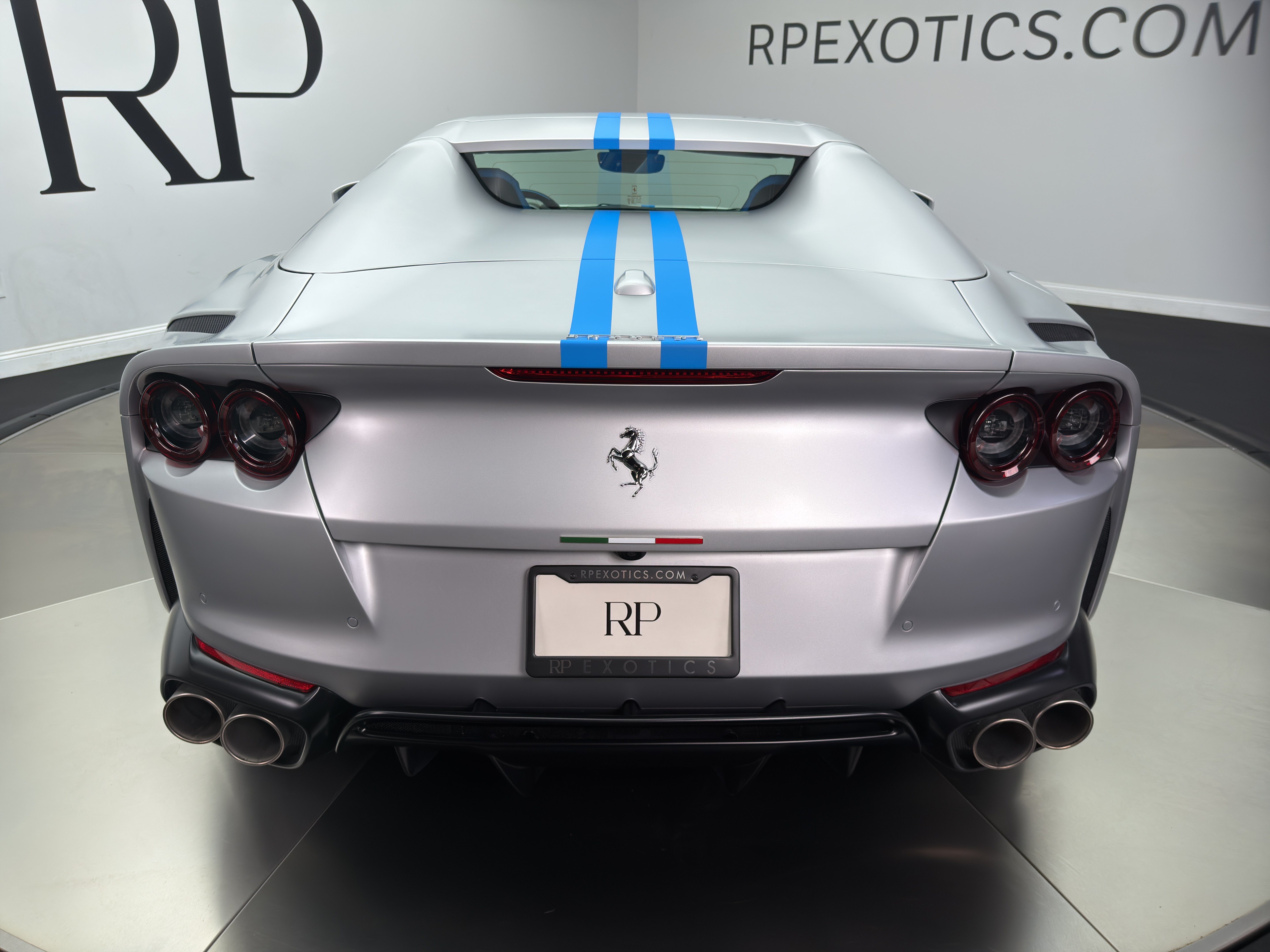Used 2023 Ferrari 812 GTS RWD image 22