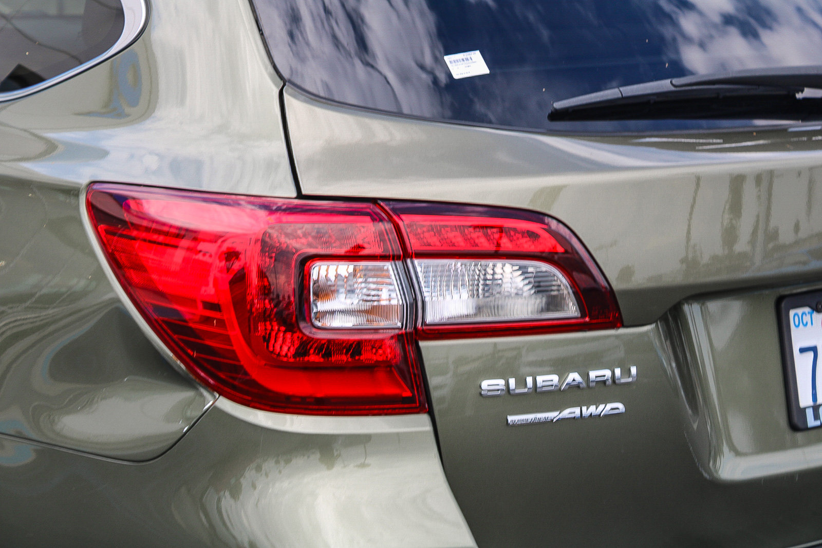 Used 2016 Subaru Outback 2.5i Limited AWD/4WD image 10