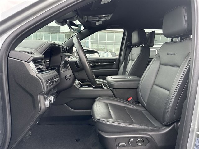 Certified 2024 GMC Yukon Denali w/ Advanced Technology Package image 23