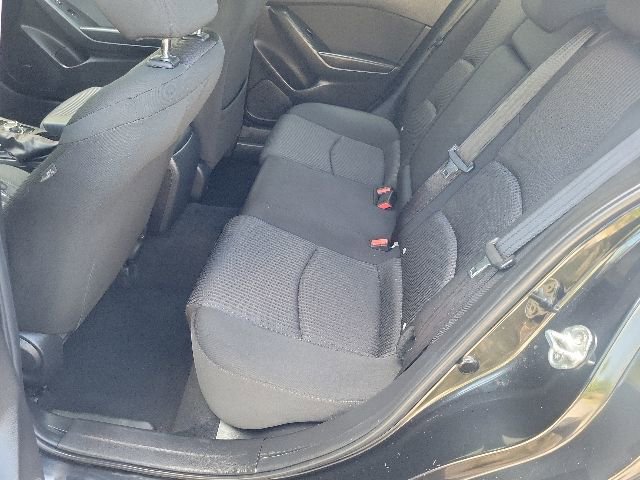 Used 2014 MAZDA MAZDA3 i Touring w/ Technology Package FWD image 13