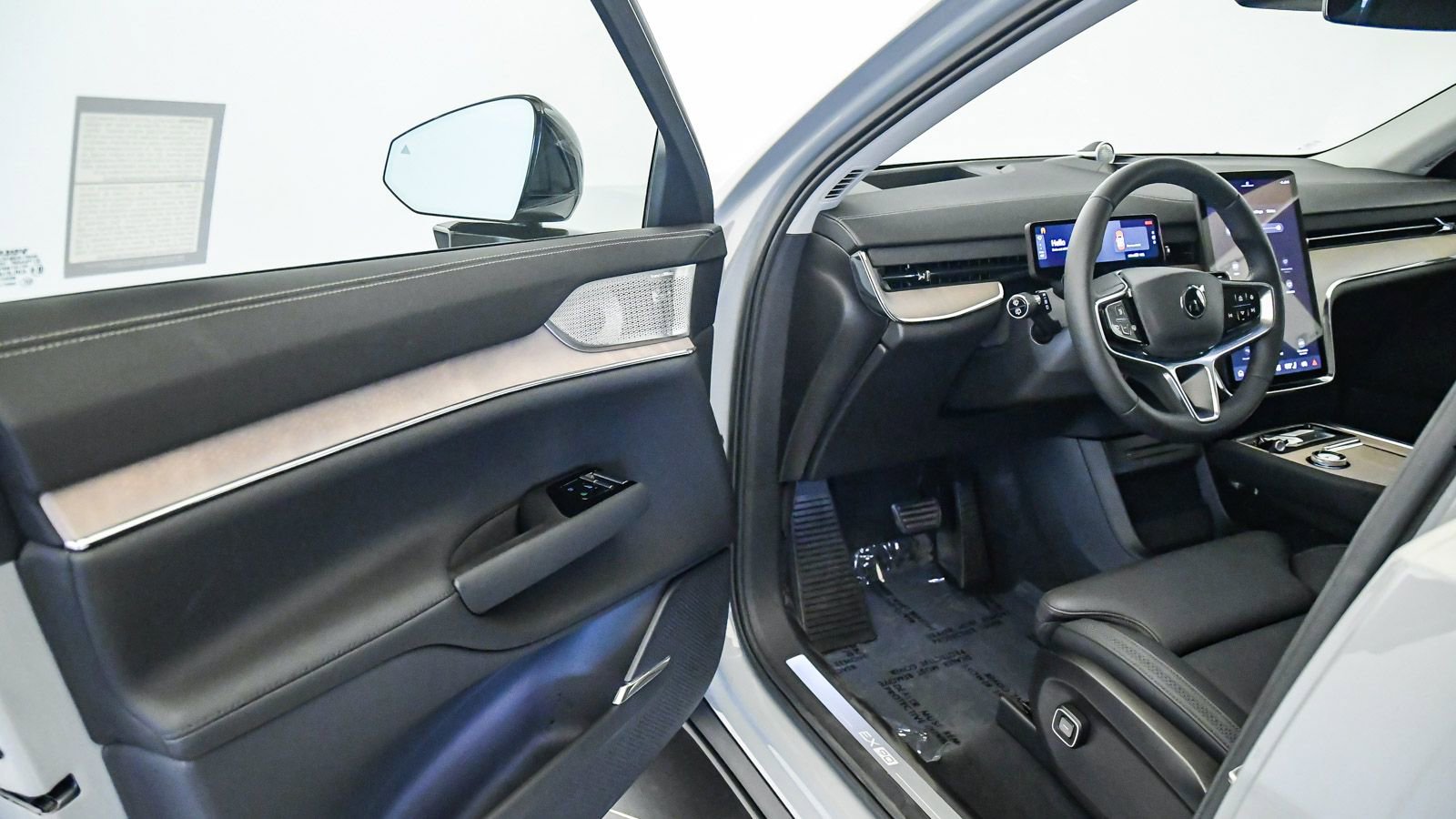 Certified 2025 Volvo EX90 Ultra AWD/4WD image 27
