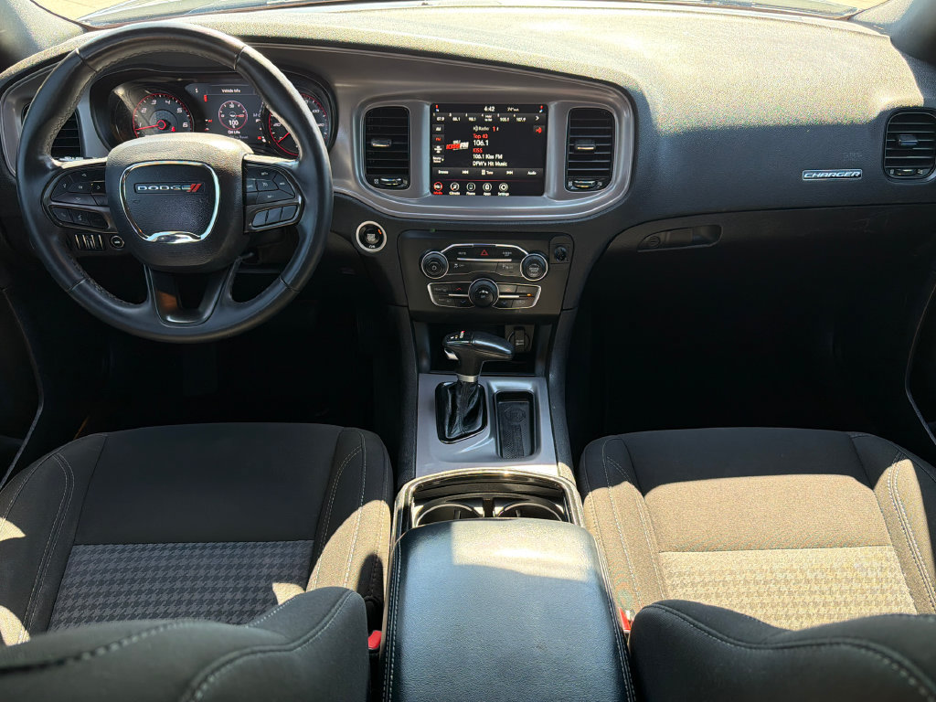 Used 2023 Dodge Charger SXT w/ Blacktop Package RWD image 11