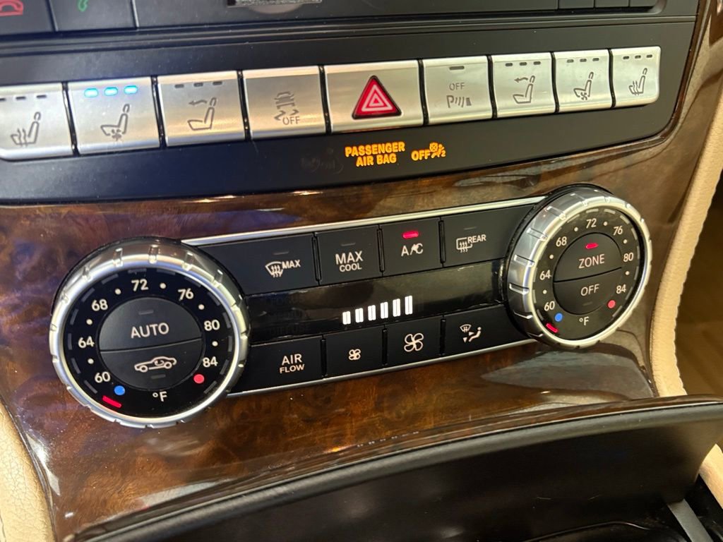 Used 2018 Mercedes-Benz SL 450 w/ Premium I Package image 30