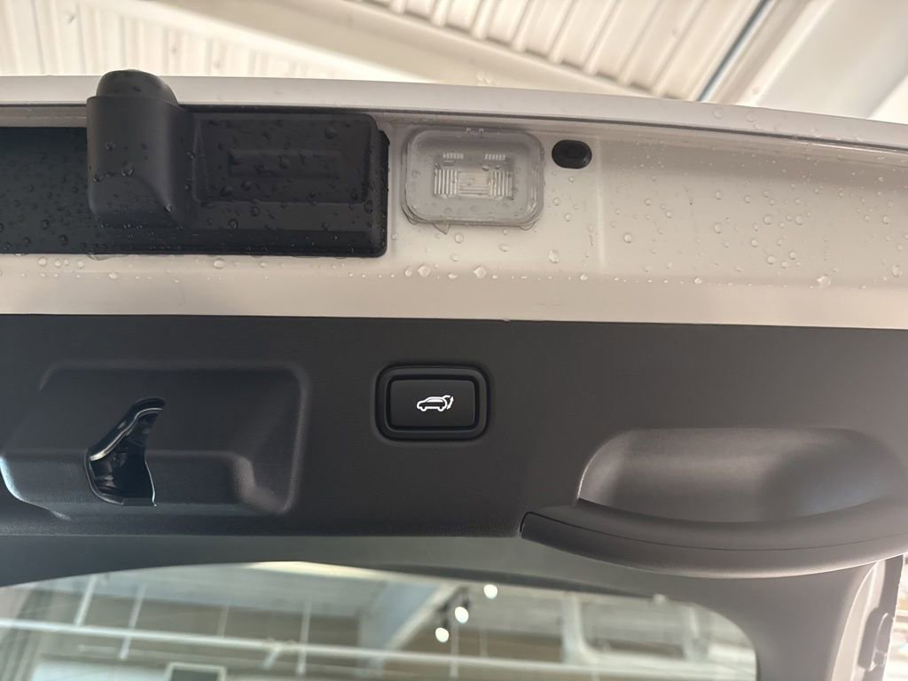 New 2025 Kia EV6 Wind image 24