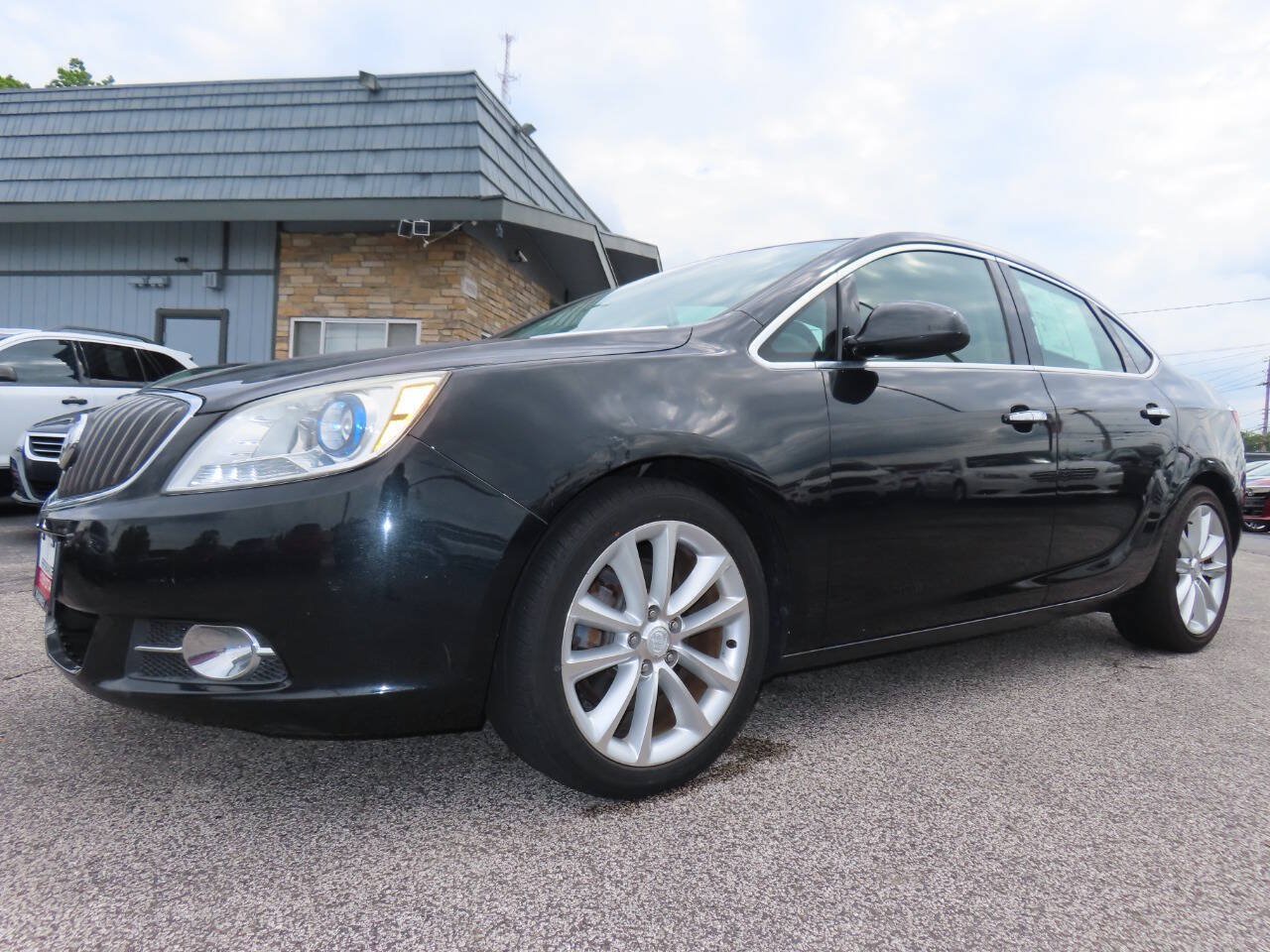 Used 2013 Buick Verano FWD image 4