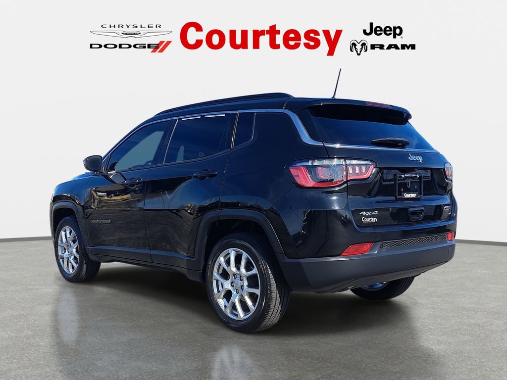 Certified 2023 Jeep Compass Latitude AWD/4WD image 7