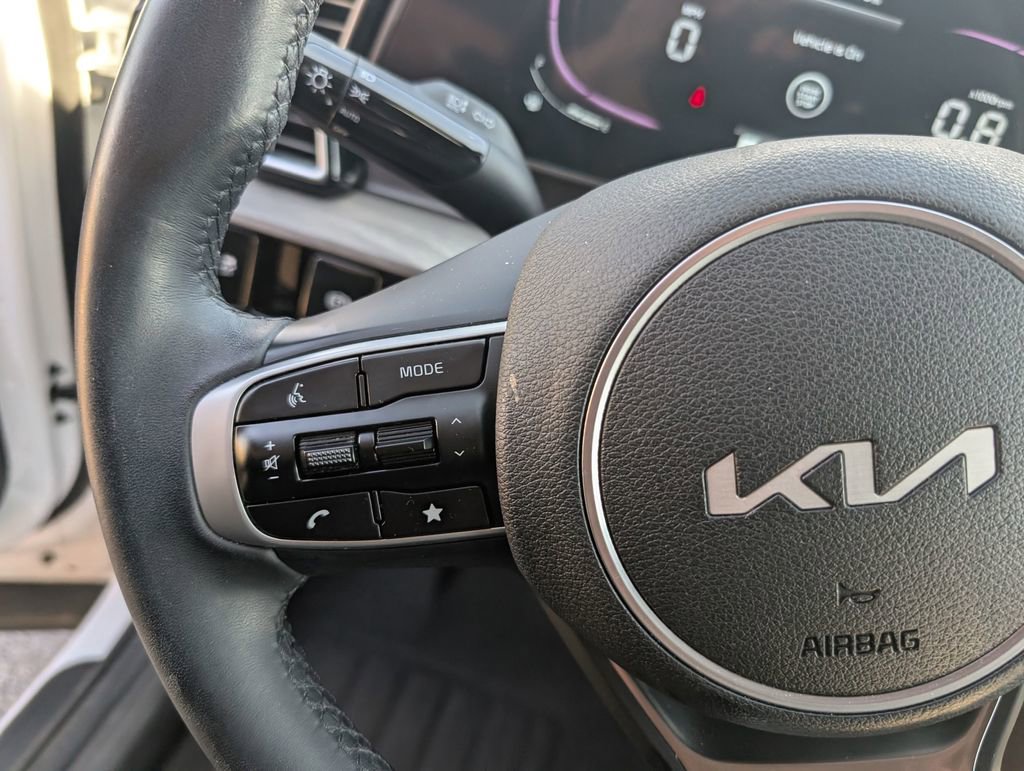 Used 2025 Kia Sportage X-Line w/ Premium Package AWD/4WD image 16
