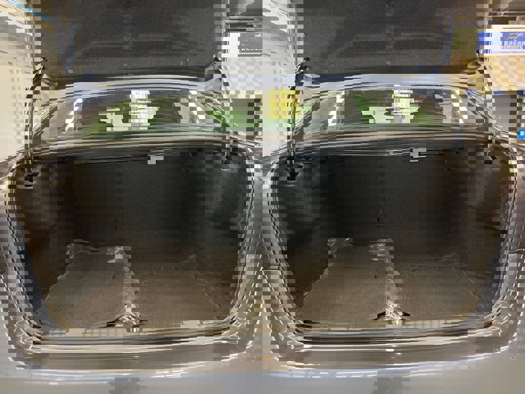 Certified 2025 Subaru Legacy image 31