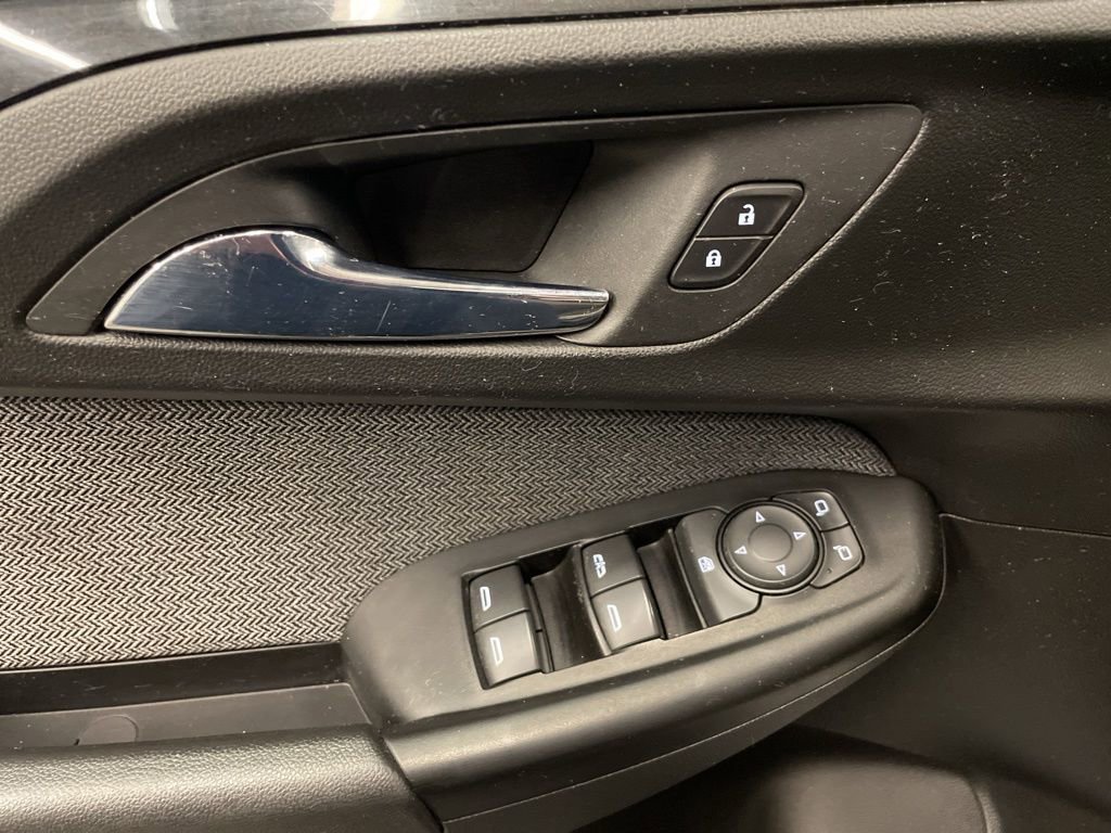 Used 2021 Chevrolet TrailBlazer LT AWD/4WD image 16