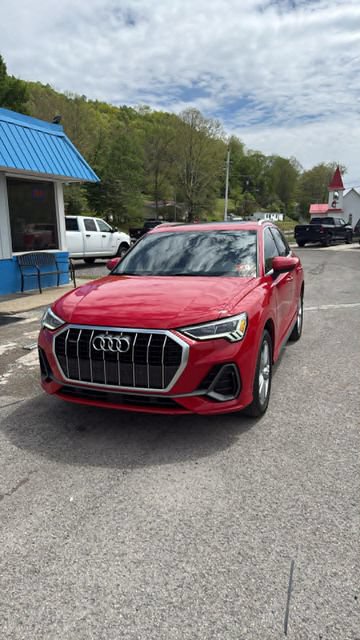 Used 2022 Audi Q3 2.0T Premium Plus AWD/4WD image 3