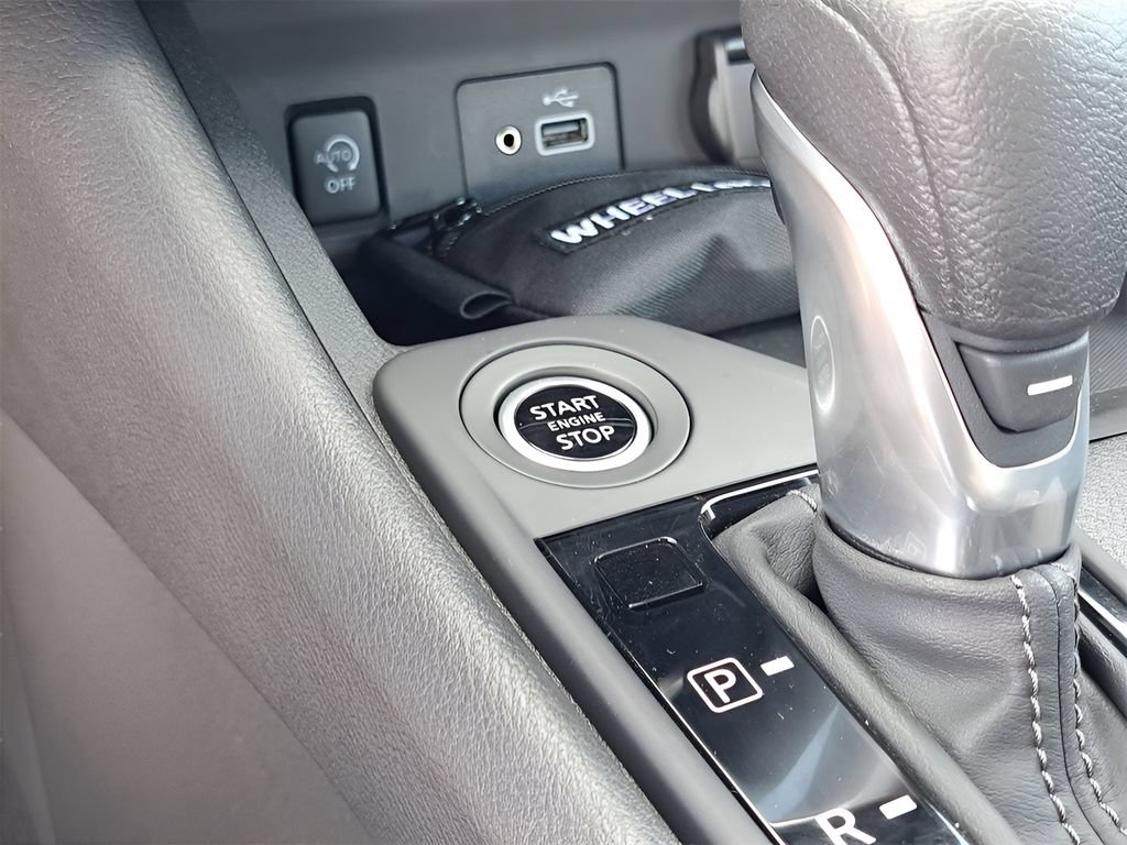 Certified 2025 Nissan Sentra S FWD image 35