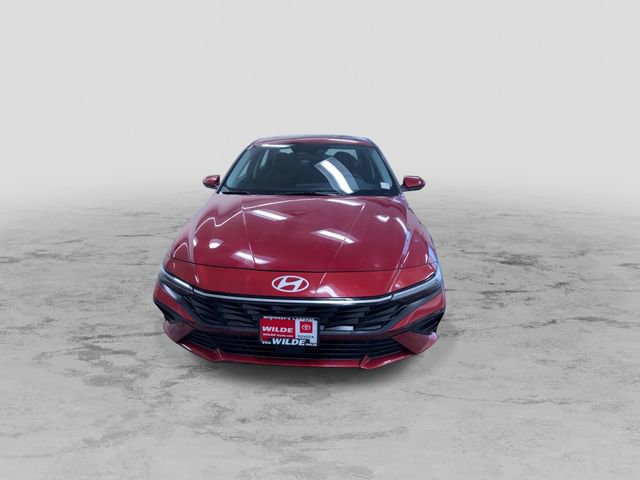 Used 2025 Hyundai Elantra SEL image 5