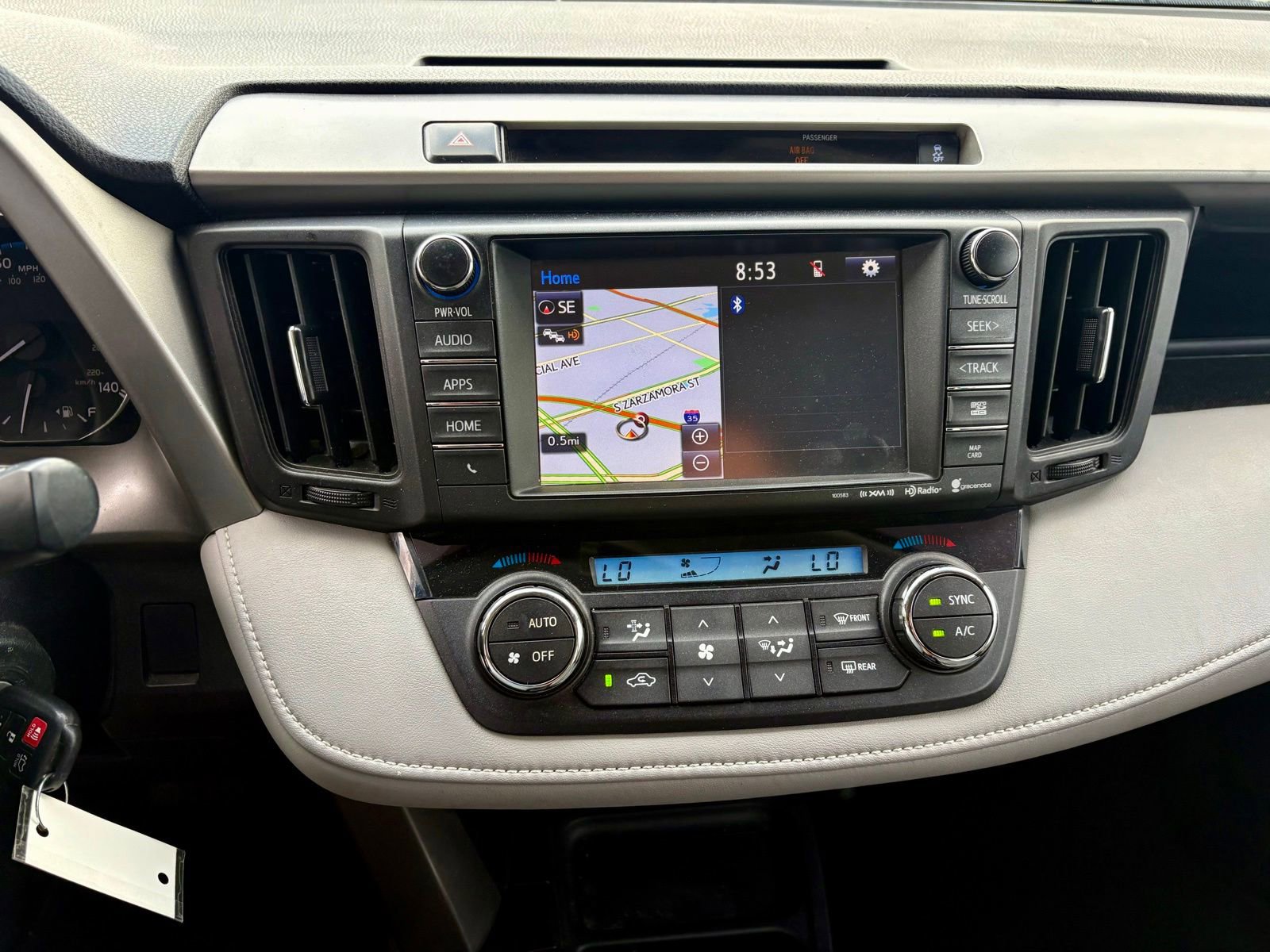Used 2016 Toyota RAV4 XLE FWD image 12