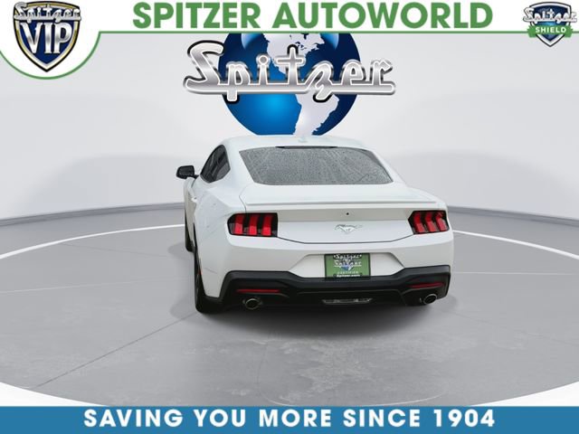 Used 2025 Ford Mustang Premium image 8