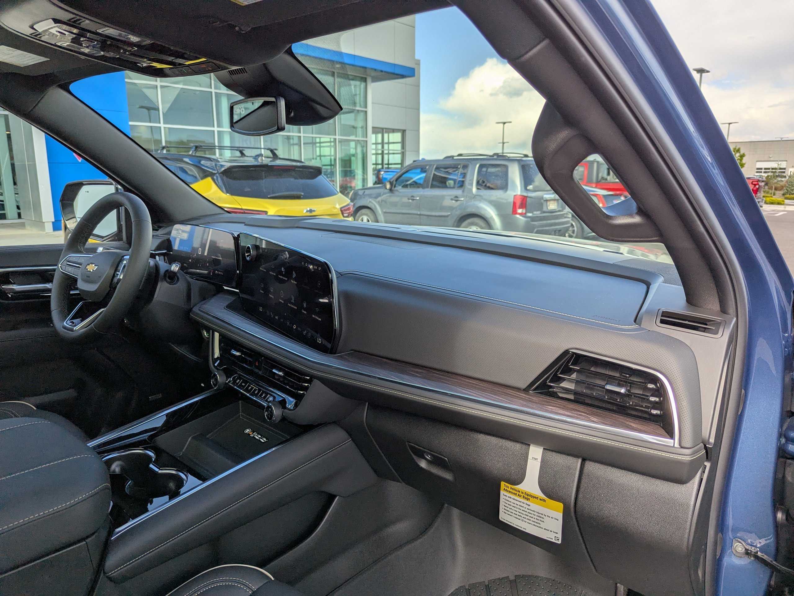 New 2026 Chevrolet Tahoe Premier w/ Sun And Tow Package AWD/4WD image 46