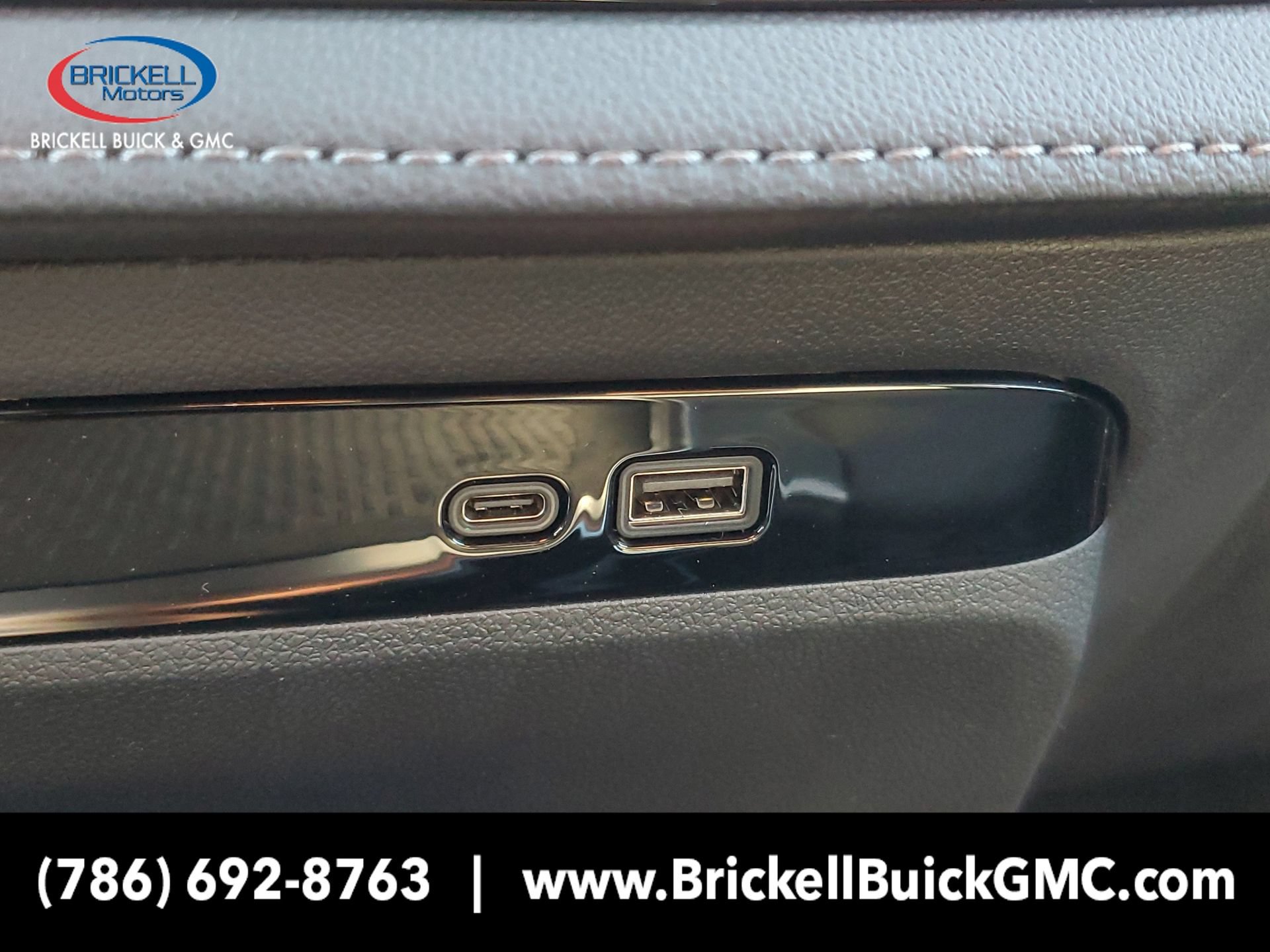 New 2025 Buick Enclave Sport Touring w/ Power Package FWD image 30
