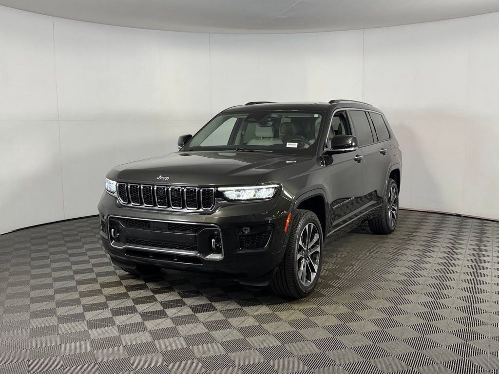 Certified 2023 Jeep Grand Cherokee L Overland w/ Rear Seat Video Group I AWD/4WD image 3