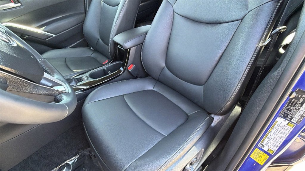 Certified 2025 Toyota Corolla Cross XLE w/ Convenience Package image 18