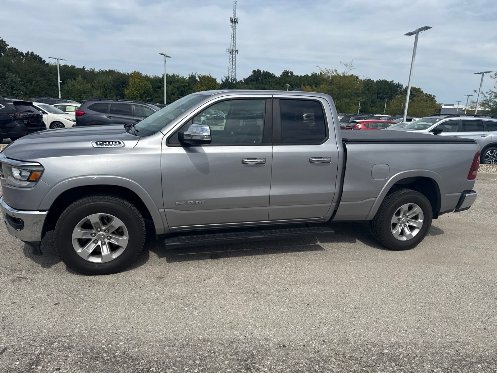 Used 2020 RAM 1500 Laramie AWD/4WD image 19