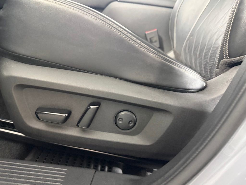 Used 2022 Nissan Rogue Platinum w/ Head-Up Display Package FWD image 22