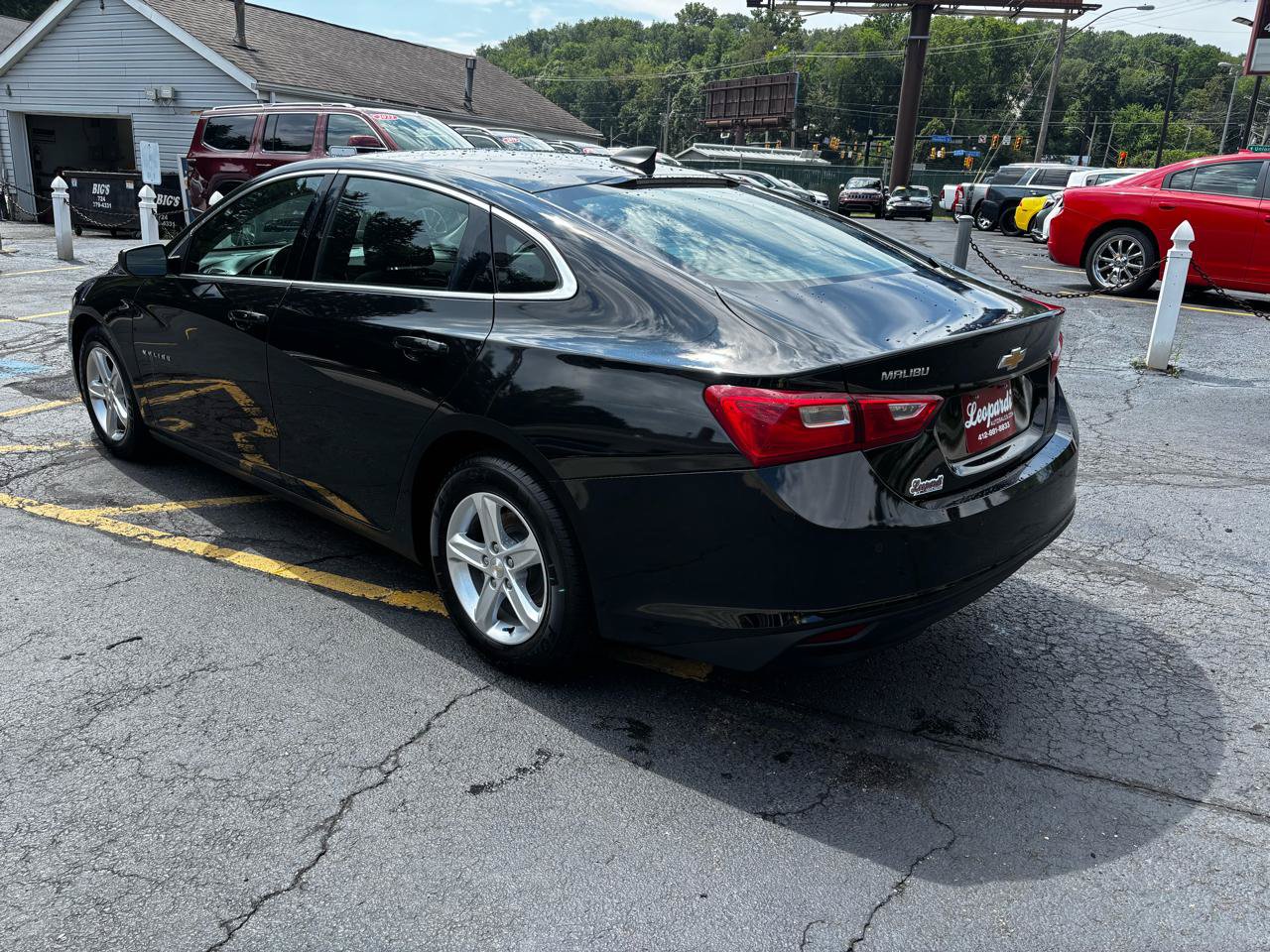 Used 2020 Chevrolet Malibu LS w/ Driver Confidence Package II FWD image 5