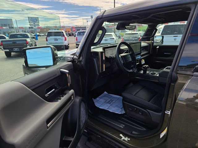 New 2025 GMC Hummer EV 3X w/ LPO, Roof Cross Rail Package image 20
