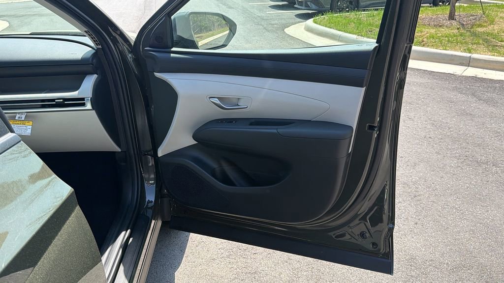 New 2026 Hyundai Tucson SEL image 15