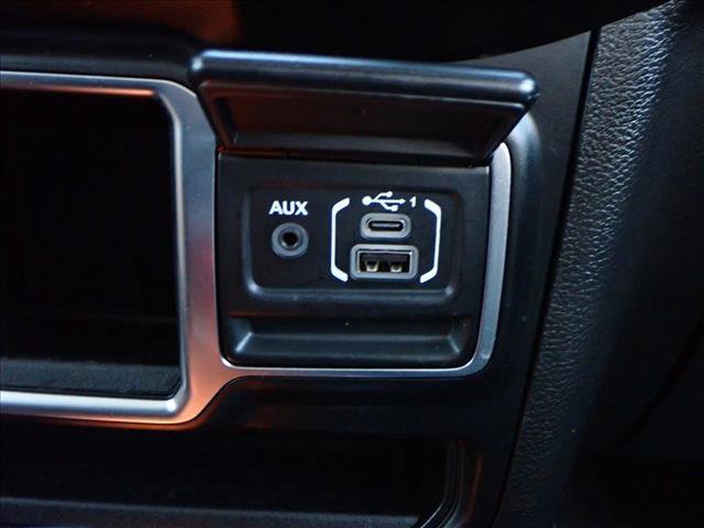 Used 2021 Jeep Wrangler Sport image 19