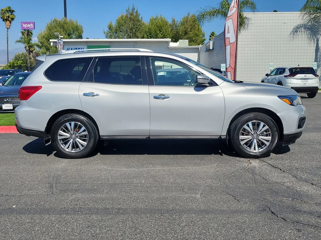 Used 2019 Nissan Pathfinder S FWD image 32
