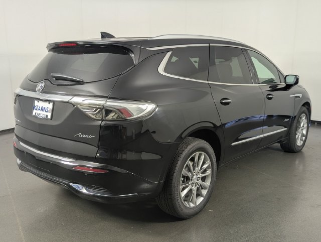 Used 2022 Buick Enclave Avenir w/ Trailering Package, 5000 lbs. AWD/4WD image 7