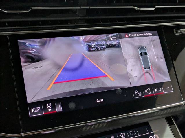 New 2026 Audi SQ8 Prestige image 14