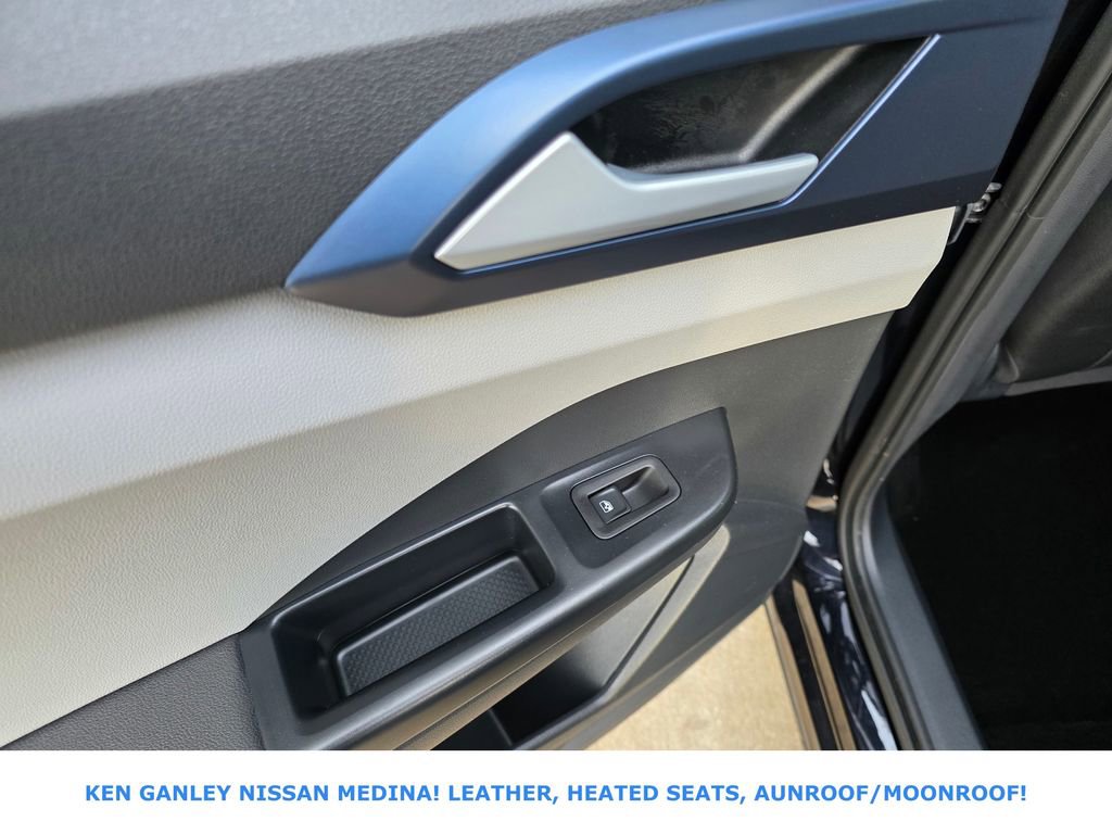 Used 2024 Volkswagen Taos SE image 44