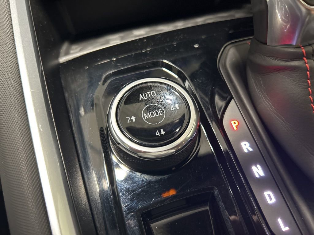 Used 2023 Chevrolet Colorado Z71 w/ Z71 Convenience Package 2 image 23