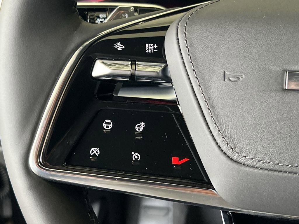 New 2026 Cadillac Lyriq V image 13