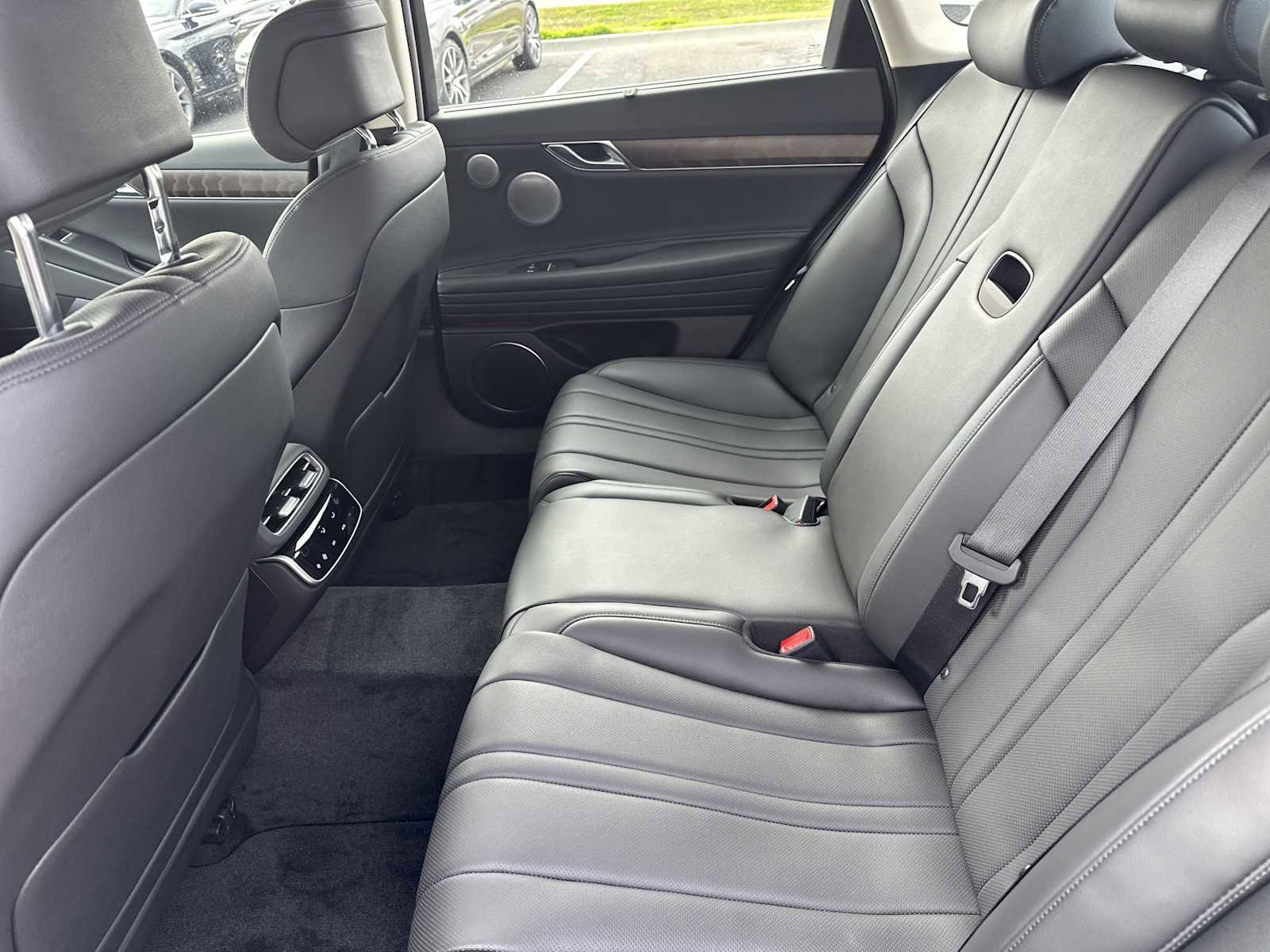 New 2026 Genesis G80 2.5T Advanced image 27