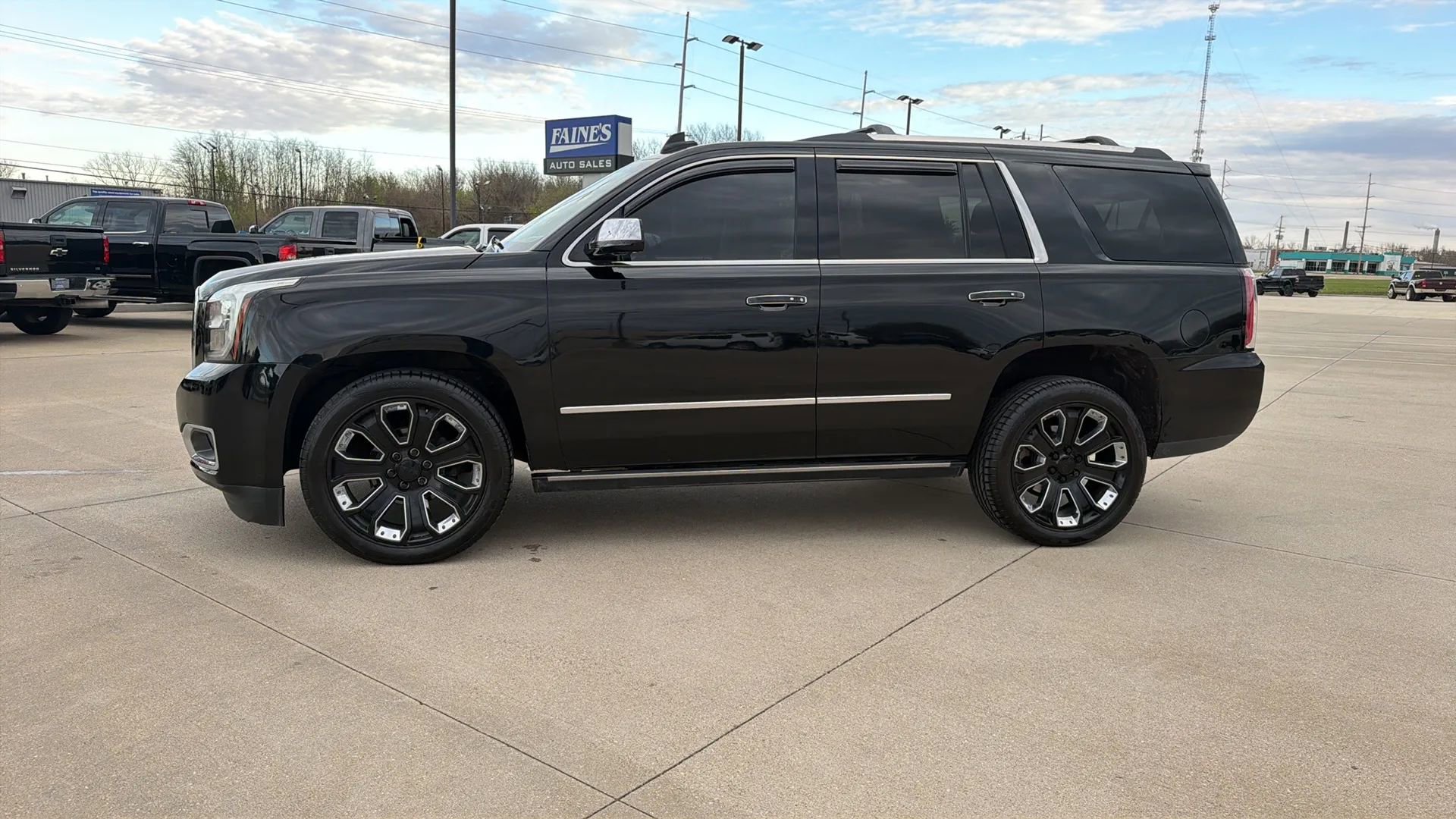 Used 2019 GMC Yukon Denali w/ Denali Ultimate Package image 8