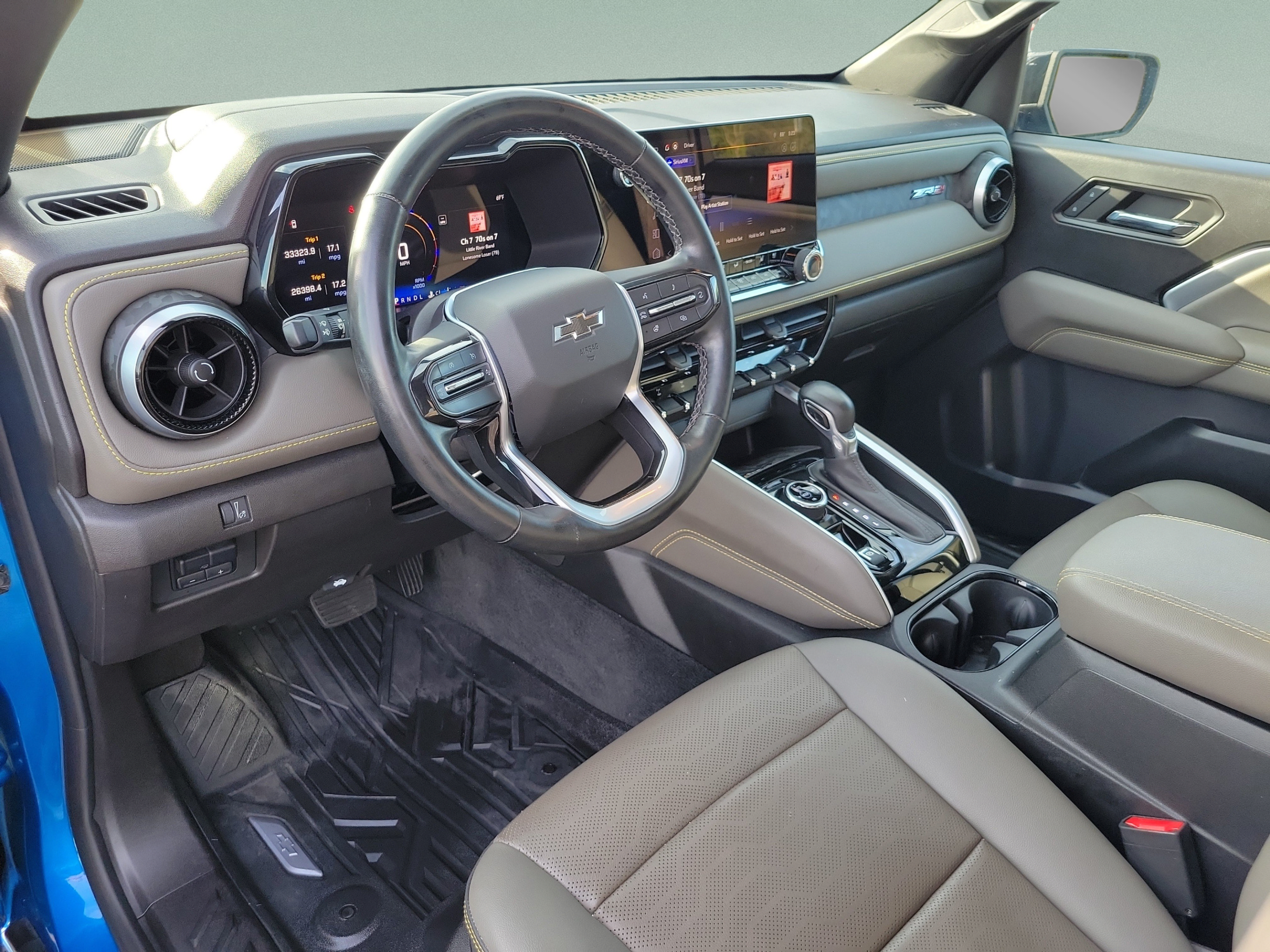 Used 2023 Chevrolet Colorado ZR2 w/ ZR2 Convenience Package III AWD/4WD image 15
