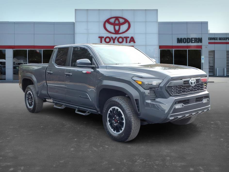 Certified 2025 Toyota Tacoma TRD Off-Road image 8