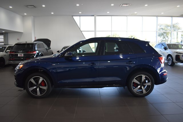 Used 2024 Audi Q5 2.0T Premium Plus w/ Premium Plus Package AWD/4WD image 4