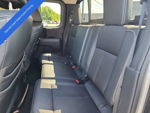 Used 2017 Nissan Titan PRO-4X AWD/4WD image 19