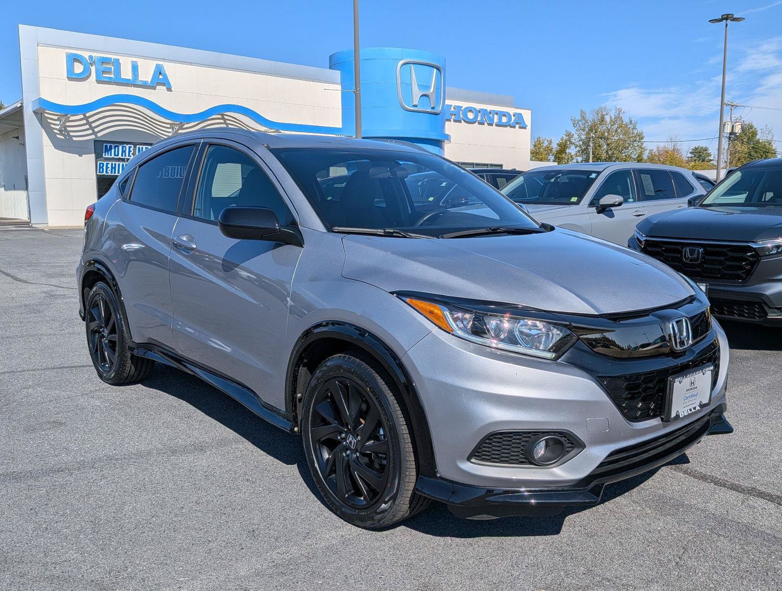 Certified 2022 Honda HR-V Sport image 3