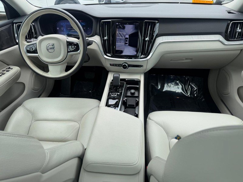 Certified 2025 Volvo S60 B5 Plus AWD/4WD image 12