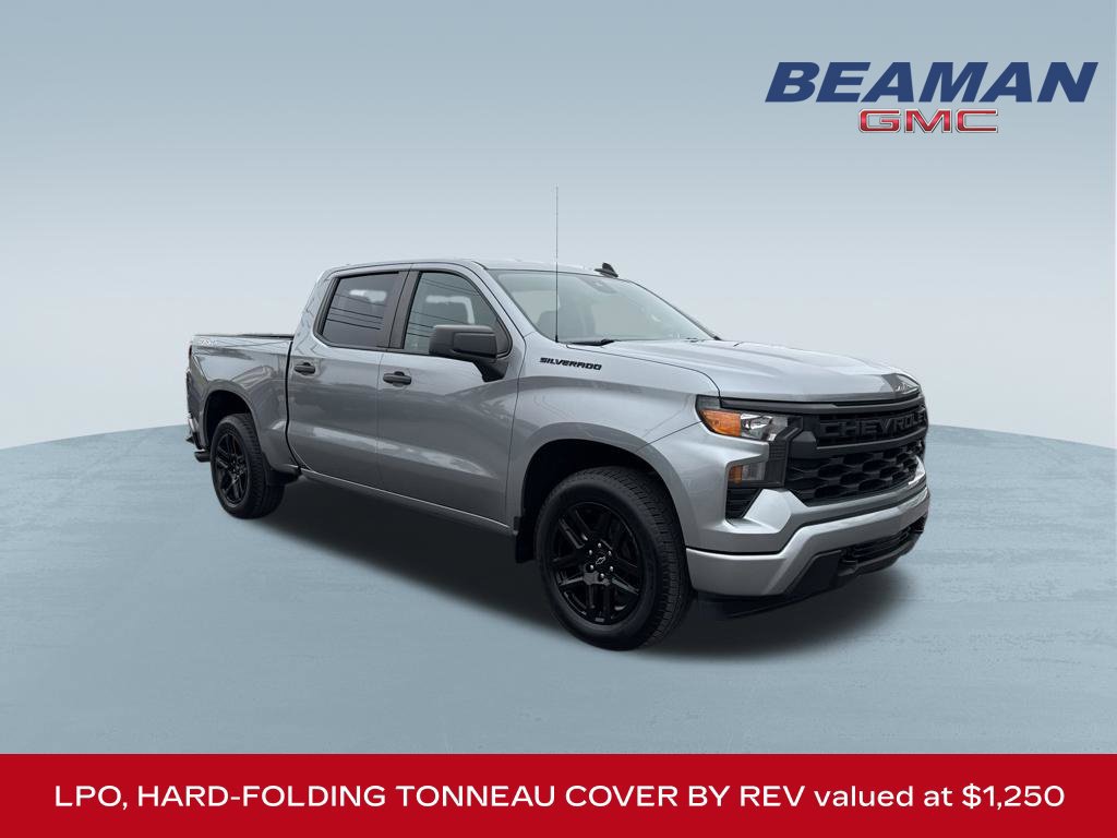 Used 2024 Chevrolet Silverado 1500 Custom w/ LPO, Dark Essentials Package AWD/4WD 360° Tour