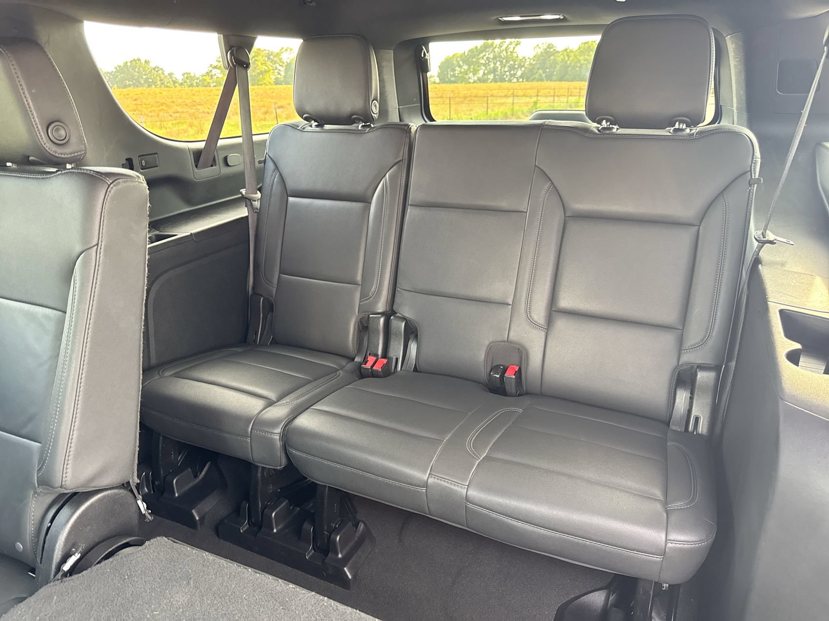 Used 2024 Chevrolet Suburban LT AWD/4WD image 23