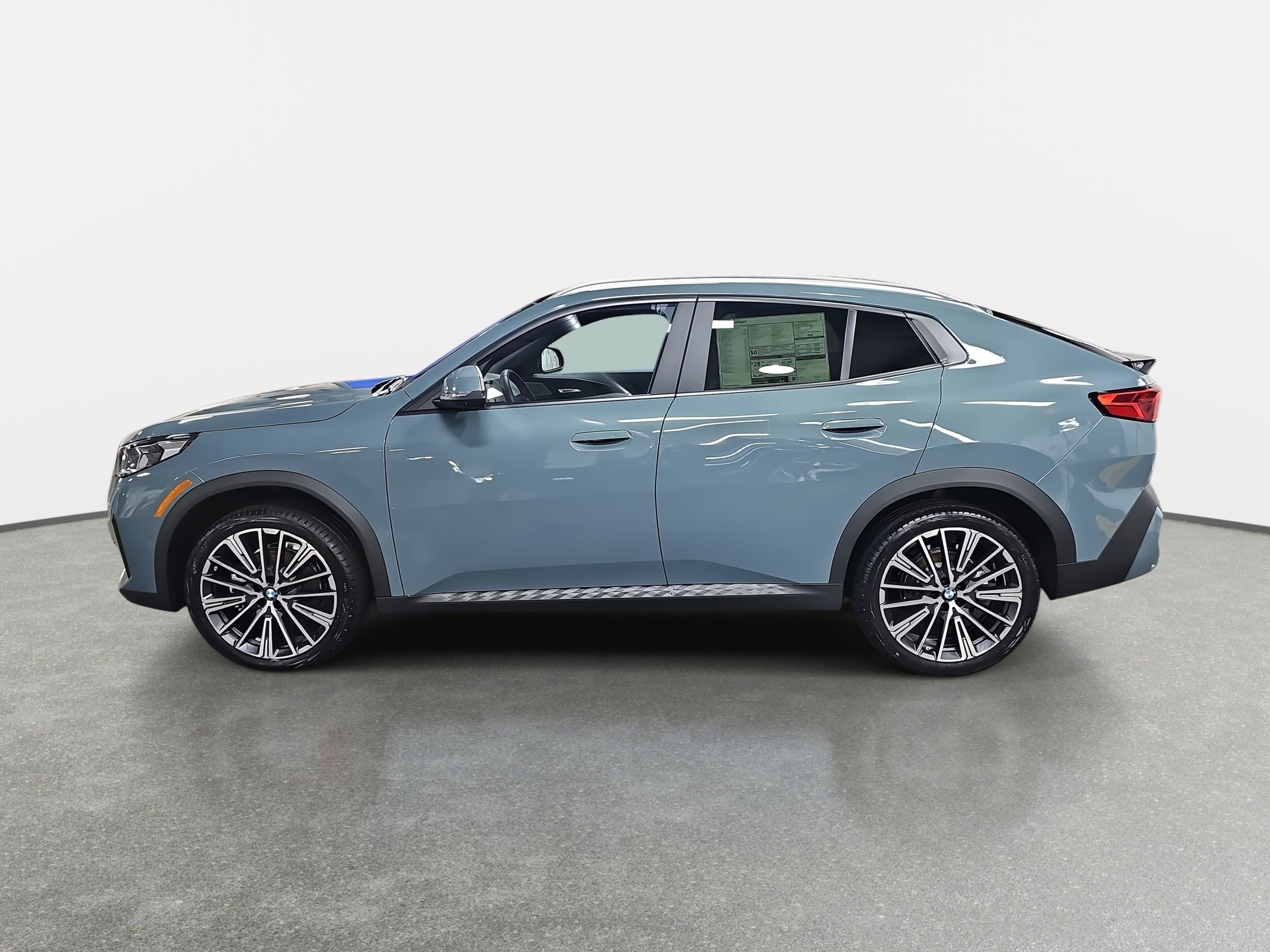 New 2026 BMW X2 xDrive28i w/ Technology Package image 8