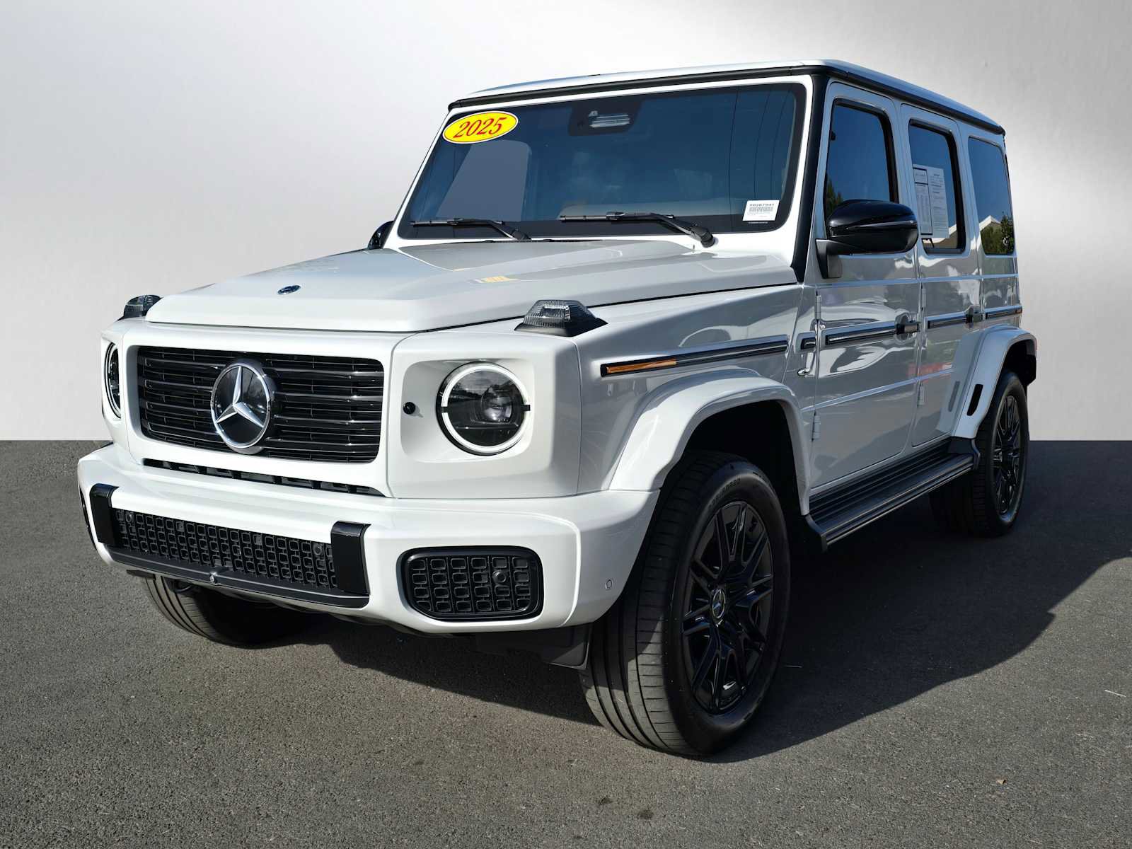 Used 2025 Mercedes-Benz G 580 w/ EQ Technology image 7
