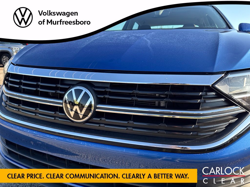 Certified 2022 Volkswagen Jetta SE FWD image 11