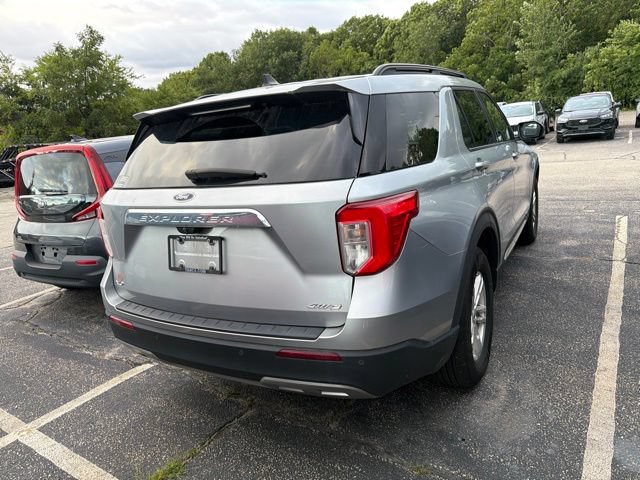 Used 2022 Ford Explorer XLT w/ Equipment Group 202A AWD/4WD image 5
