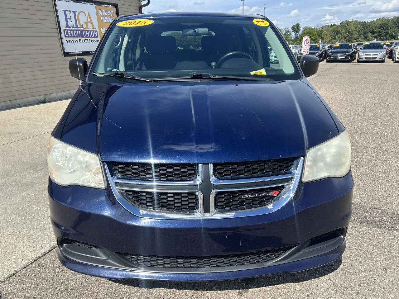 Used 2015 Dodge Grand Caravan SE w/ Quick Order Package 29E SE FWD image 2